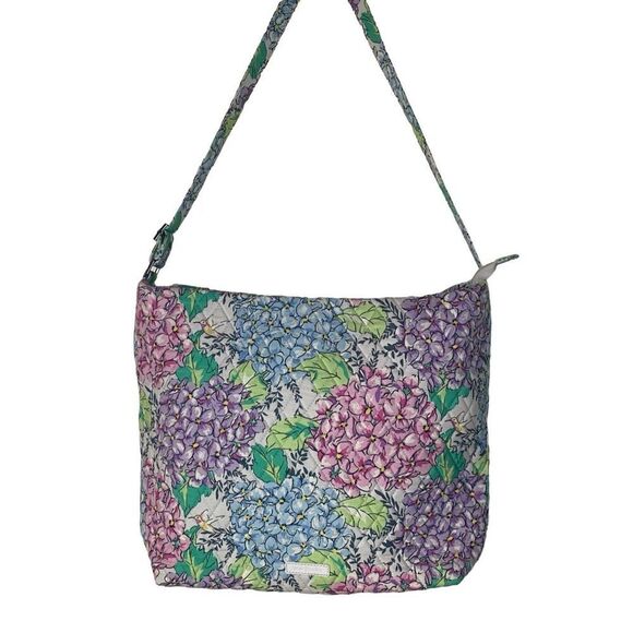 VERA BRADLEY HOBO SHOULDER BAG - HAPPY HYDRANGEAS - Picture 1 of 8